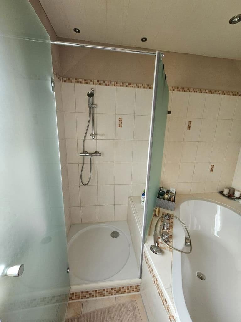 Predaj domu 170 m², pozemek 690 m², Starzach, Bádensko-Wurttembersko Predaj domu 170 m², pozemek 690 m², Starzach, Bádensko-Wurttembersko