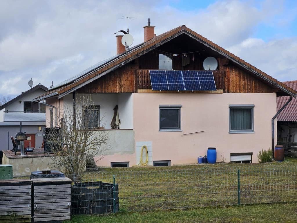 Predaj domu 170 m², pozemek 690 m², Starzach, Bádensko-Wurttembersko Predaj domu 170 m², pozemek 690 m², Starzach, Bádensko-Wurttembersko