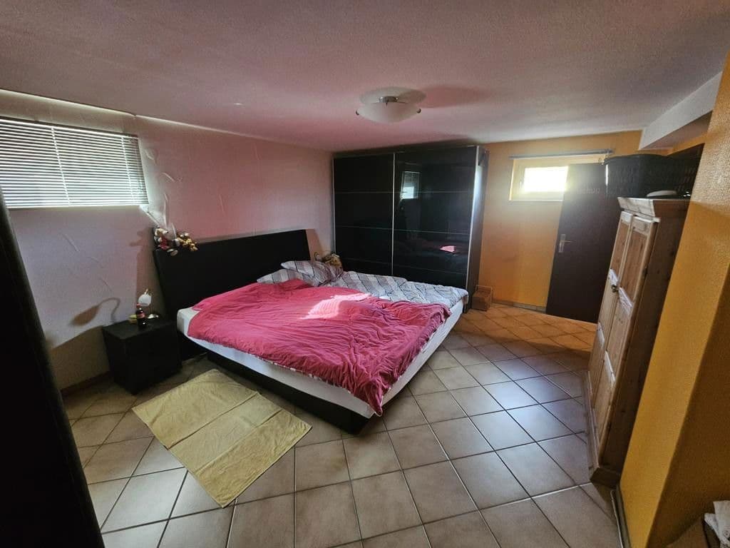 Predaj domu 170 m², pozemek 690 m², Starzach, Bádensko-Wurttembersko Predaj domu 170 m², pozemek 690 m², Starzach, Bádensko-Wurttembersko