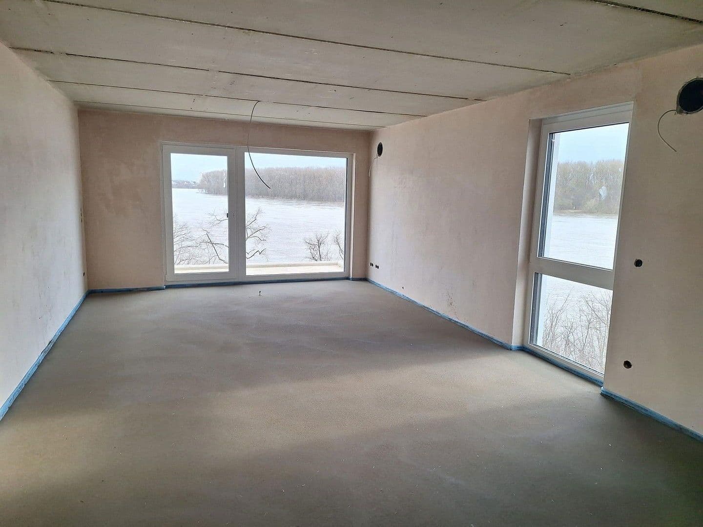 Prenájom bytu 3-izbový 95 m², Erkerstrasse 23, Köln Porz Ensen, Severné Porýnie - Westfálsko Prenájom bytu 3-izbový 95 m², Erkerstrasse 23, Köln Porz Ensen, Severné Porýnie - Westfálsko