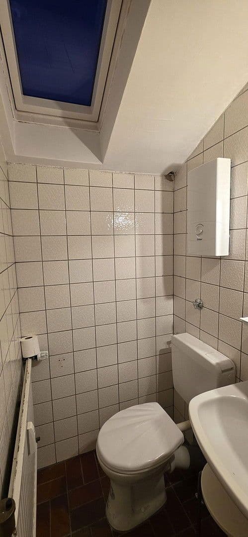 Prenájom bytu 2-izbový 43 m², Düsseldorf, Severné Porýnie - Westfálsko Prenájom bytu 2-izbový 43 m², Düsseldorf, Severné Porýnie - Westfálsko