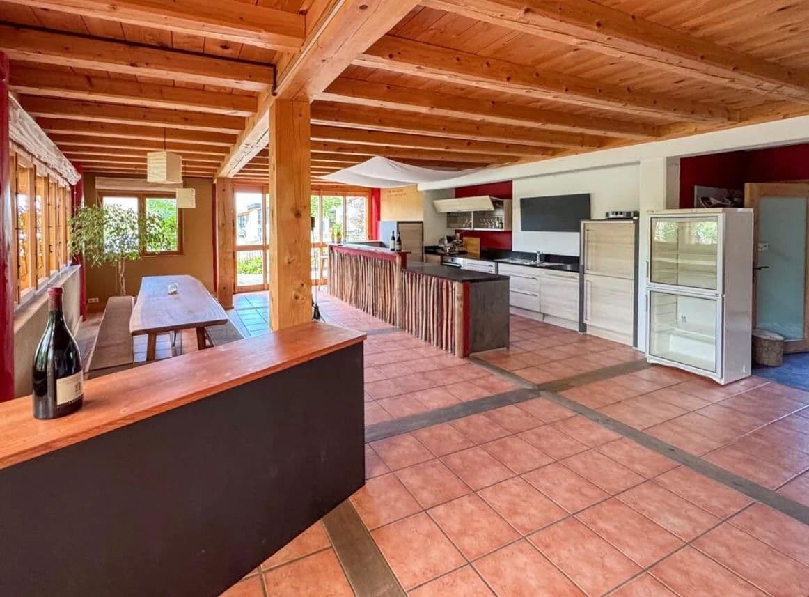 Predaj kancelárie 560 m², Frasdorf, Bavorsko Predaj kancelárie 560 m², Frasdorf, Bavorsko