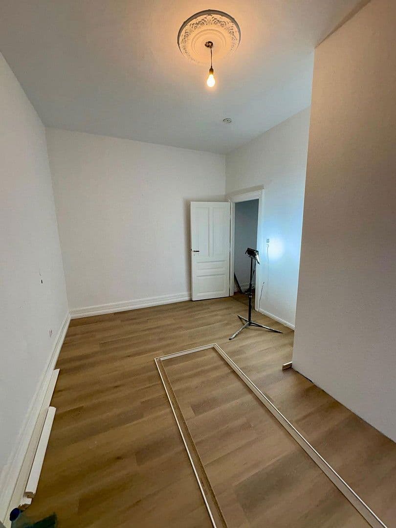 Prenájom bytu 2-izbový 53 m², Frankfurt am Main, Hesensko Prenájom bytu 2-izbový 53 m², Frankfurt am Main, Hesensko