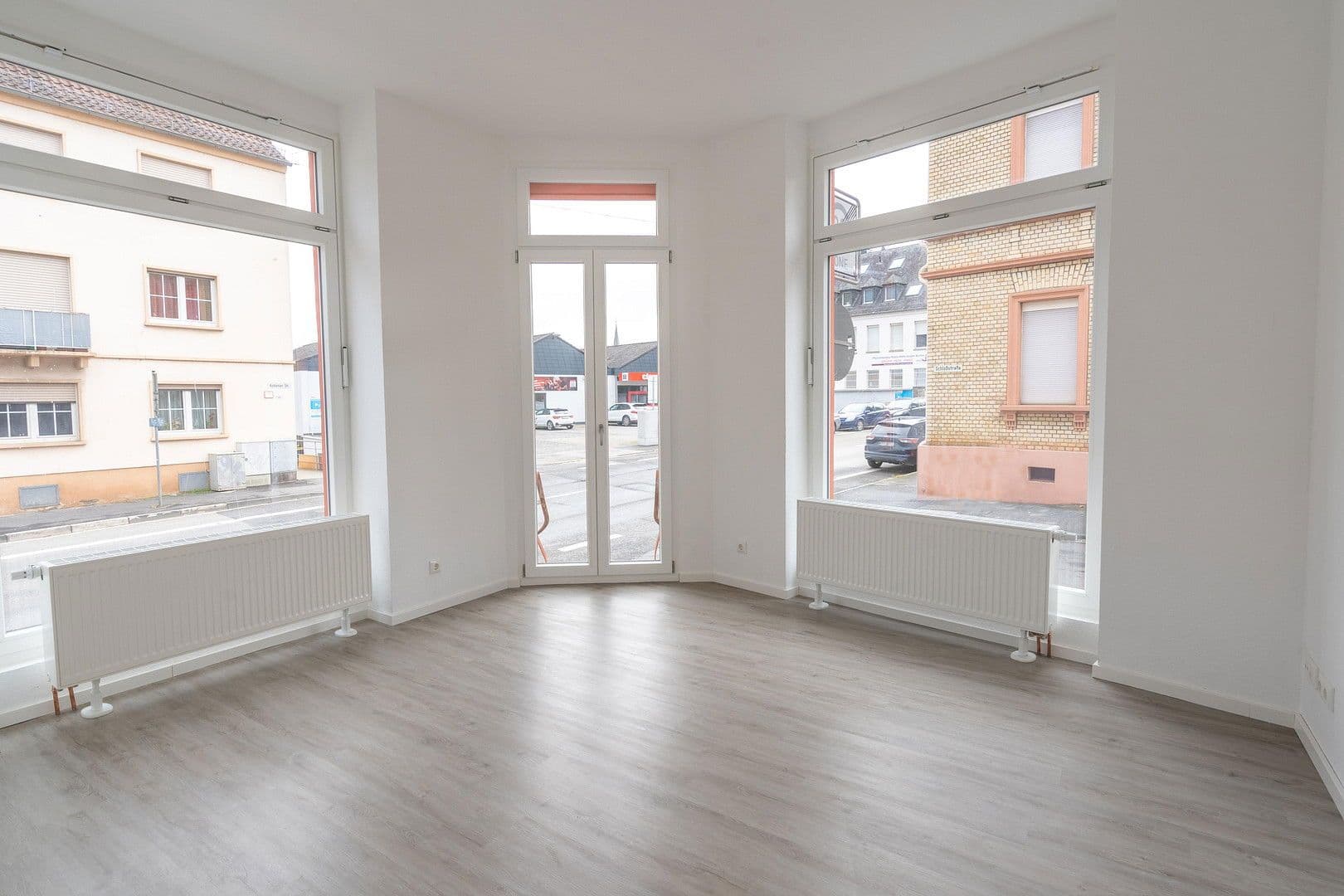Prenájom bytu 3-izbový 93 m², Koblenzer Strasse 41, Bingen am Rhein, Porýnie-Falcko Prenájom bytu 3-izbový 93 m², Koblenzer Strasse 41, Bingen am Rhein, Porýnie-Falcko