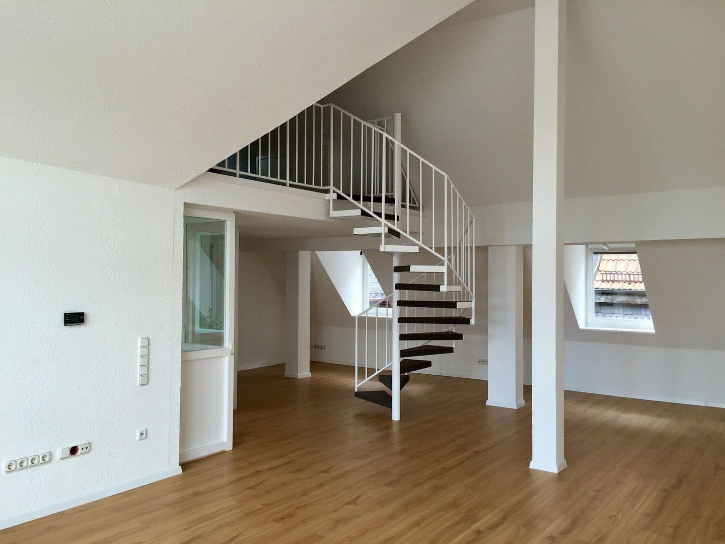 Predaj domu 231 m², pozemek 247 m², Miltenberg, Bavorsko Predaj domu 231 m², pozemek 247 m², Miltenberg, Bavorsko