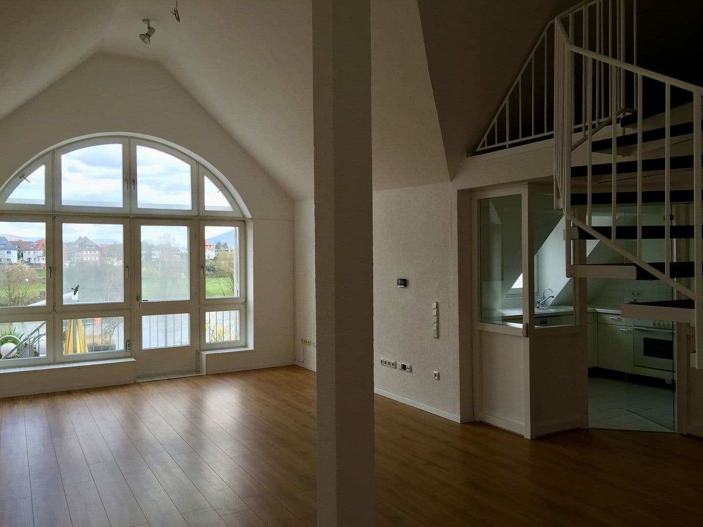 Predaj domu 231 m², pozemek 247 m², Miltenberg, Bavorsko Predaj domu 231 m², pozemek 247 m², Miltenberg, Bavorsko