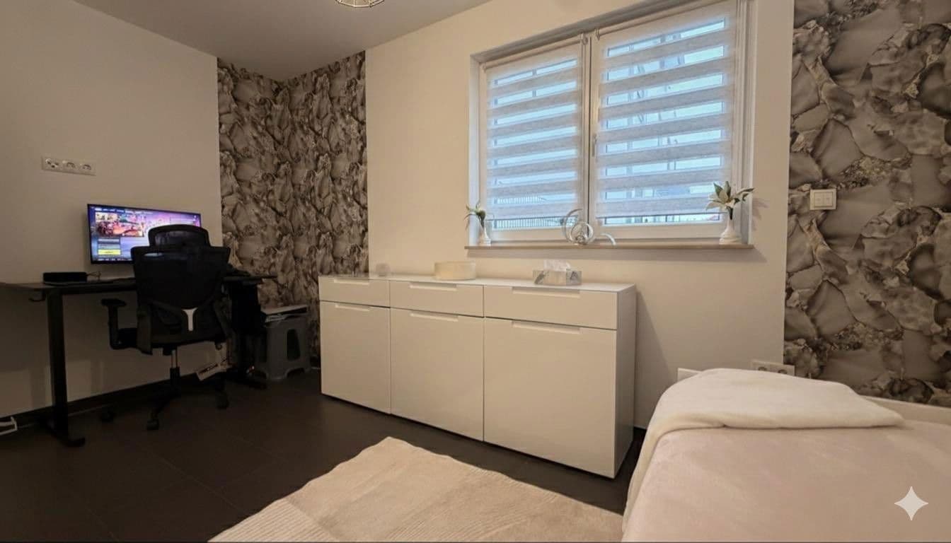 Predaj domu 450 m², pozemek 540 m², Rüsselsheim am Main, Hesensko Predaj domu 450 m², pozemek 540 m², Rüsselsheim am Main, Hesensko