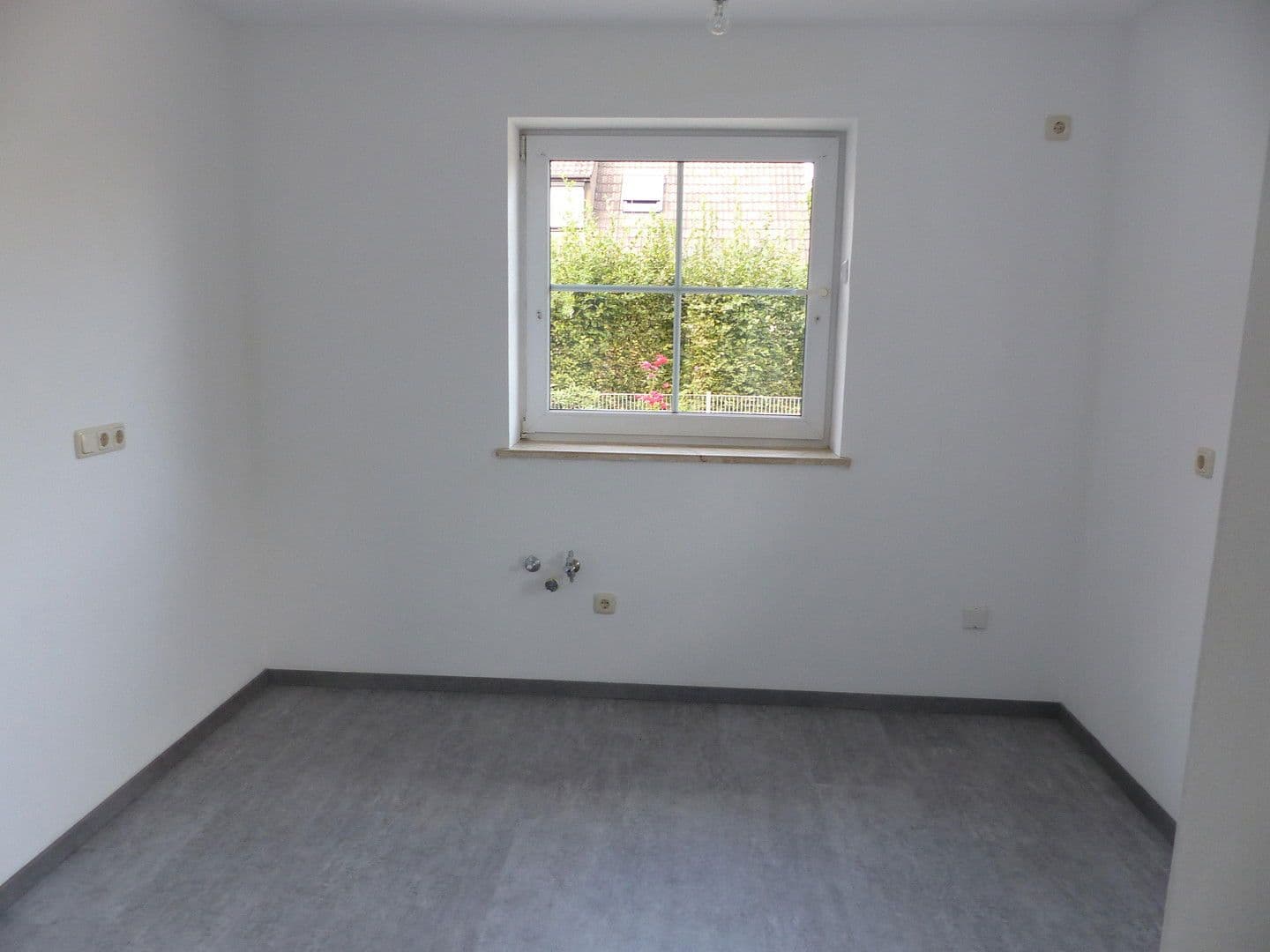 Predaj bytu 5-izbový 135 m², Holzheim, Bavorsko Predaj bytu 5-izbový 135 m², Holzheim, Bavorsko