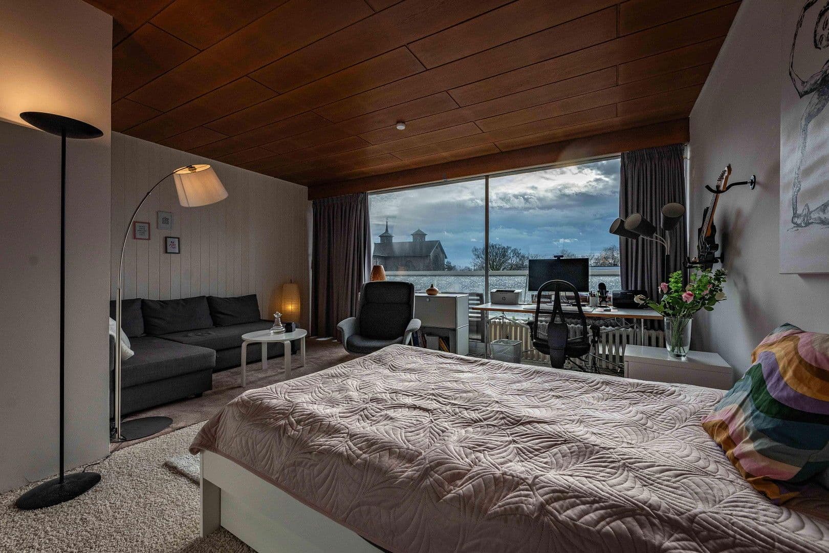 Prenájom bytu 5-izbový 24 m², Deutzer Freiheit 51, Köln, Severné Porýnie - Westfálsko Prenájom bytu 5-izbový 24 m², Deutzer Freiheit 51, Köln, Severné Porýnie - Westfálsko