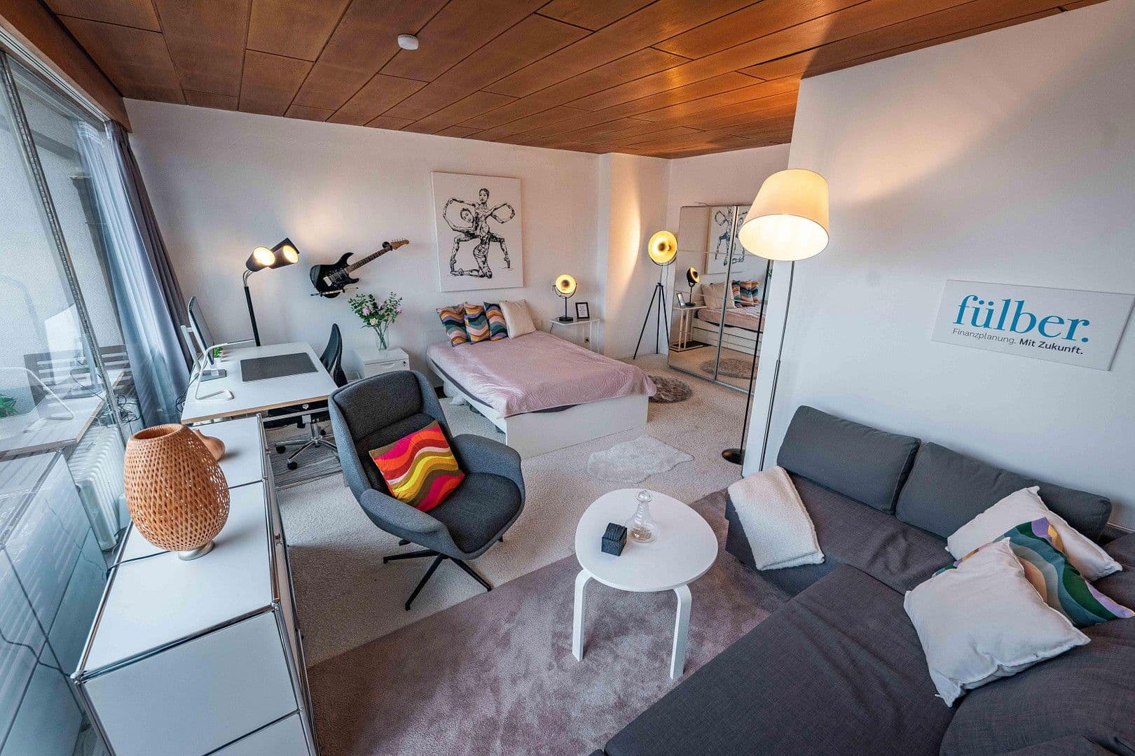 Prenájom bytu 5-izbový 24 m², Deutzer Freiheit 51, Köln, Severné Porýnie - Westfálsko Prenájom bytu 5-izbový 24 m², Deutzer Freiheit 51, Köln, Severné Porýnie - Westfálsko