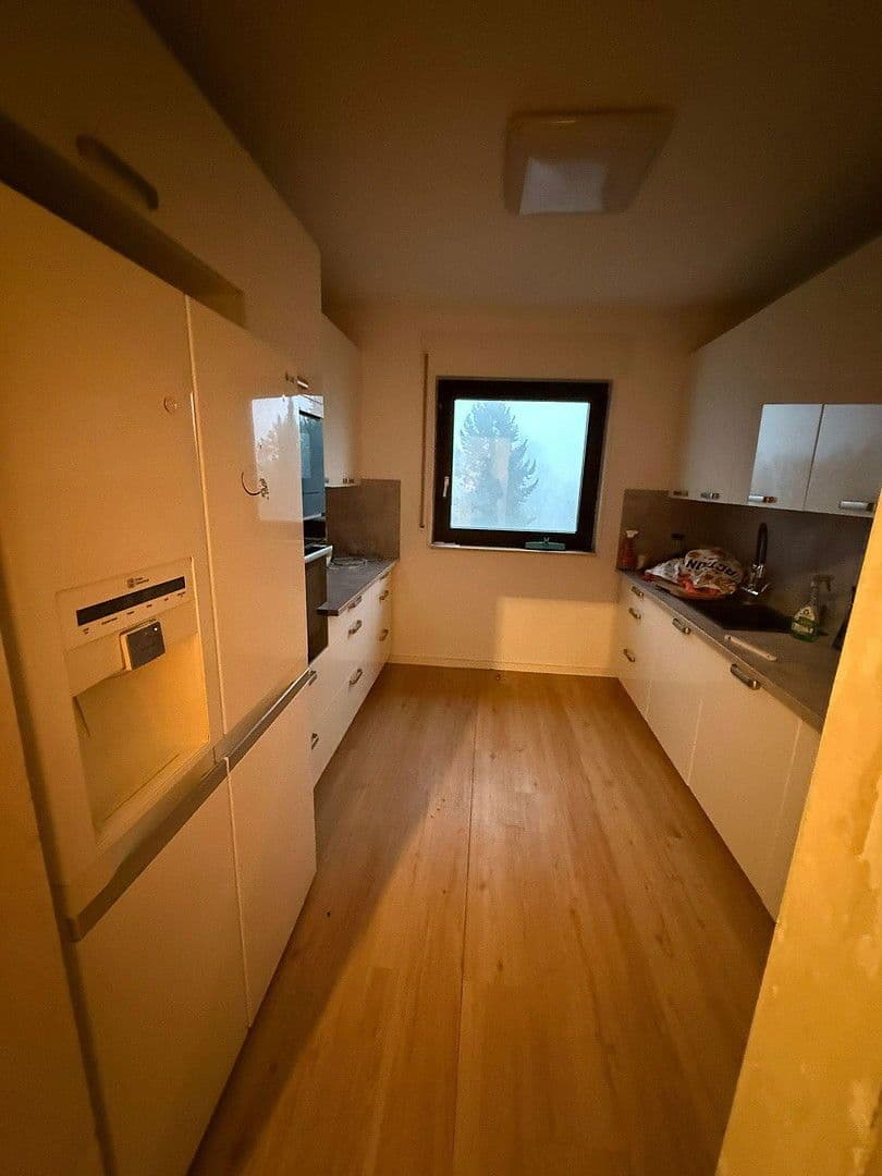 Prenájom bytu 4-izbový 88 m², Sauerweinstr. 8-12, Darmstadt, Hesensko Prenájom bytu 4-izbový 88 m², Sauerweinstr. 8-12, Darmstadt, Hesensko