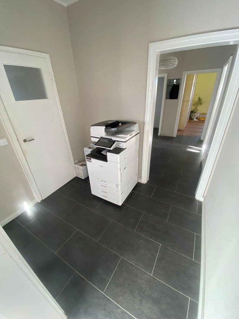 Prenájom kancelárie 120 m², Fritz-Bauer-Straße, Darmstadt, Hesensko Prenájom kancelárie 120 m², Fritz-Bauer-Straße, Darmstadt, Hesensko