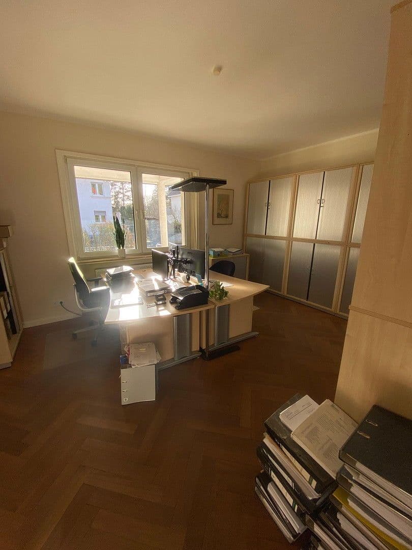 Prenájom kancelárie 120 m², Fritz-Bauer-Straße, Darmstadt, Hesensko Prenájom kancelárie 120 m², Fritz-Bauer-Straße, Darmstadt, Hesensko