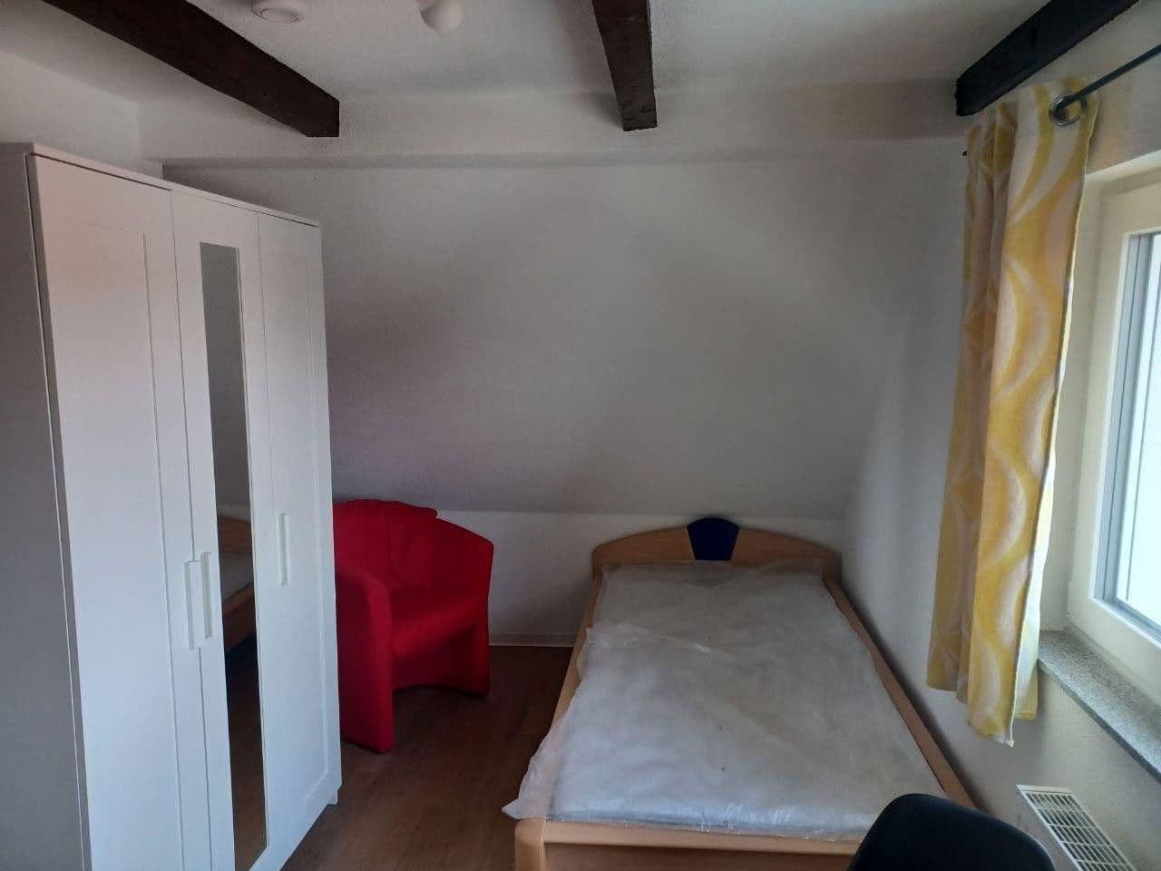 Prenájom bytu 4-izbový 79 m², Großbottwar, Bádensko-Wurttembersko Prenájom bytu 4-izbový 79 m², Großbottwar, Bádensko-Wurttembersko