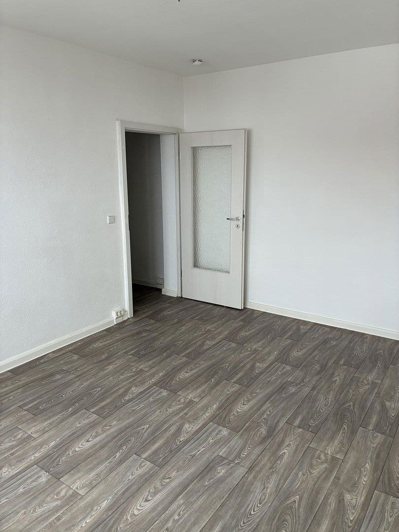 Prenájom bytu 25 m², Linzer Straße 43, Dessau-Roßlau, Sasko-Anhaltsko Prenájom bytu 25 m², Linzer Straße 43, Dessau-Roßlau, Sasko-Anhaltsko