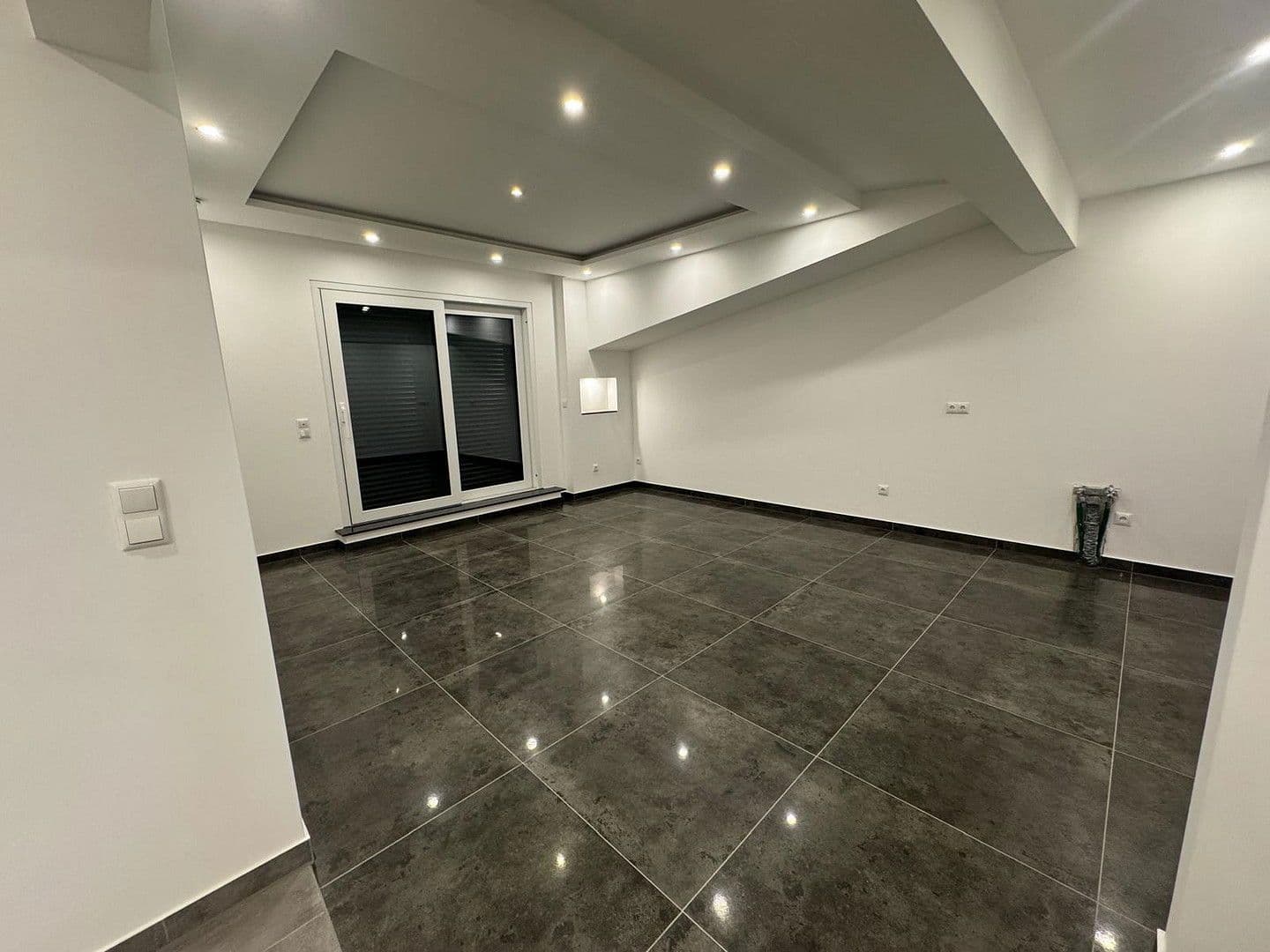 Prenájom bytu 2-izbový 69 m², Offenbach, Hesensko Prenájom bytu 2-izbový 69 m², Offenbach, Hesensko