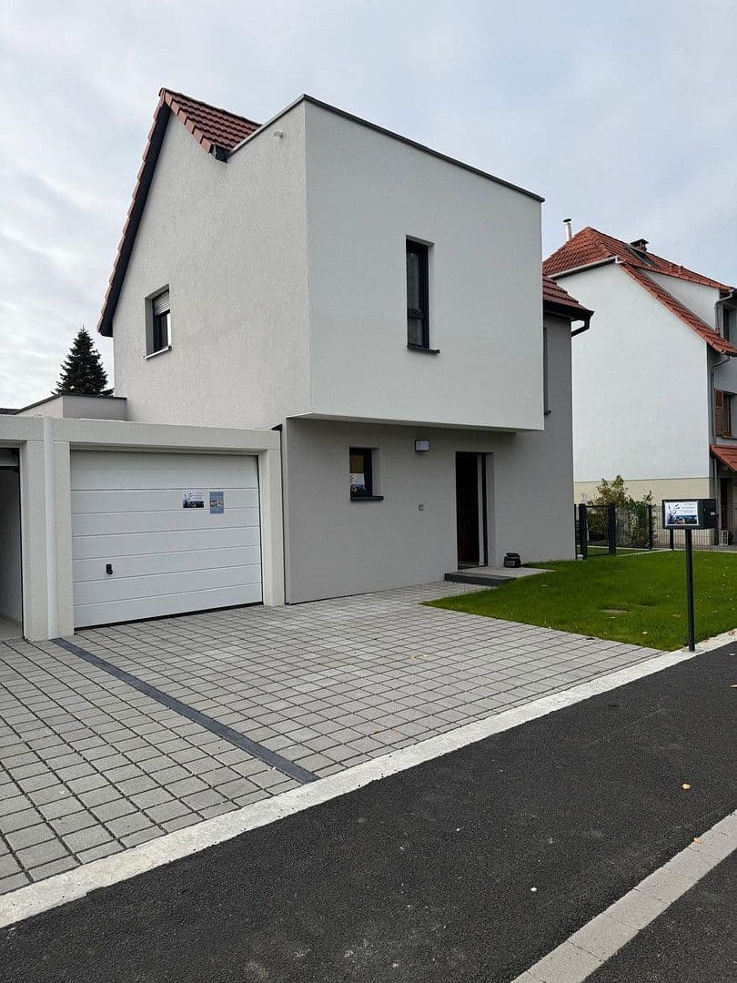 Predaj domu 95 m², pozemek 255 m², Schweigen-Rechtenbach, Porýnie-Falcko Predaj domu 95 m², pozemek 255 m², Schweigen-Rechtenbach, Porýnie-Falcko
