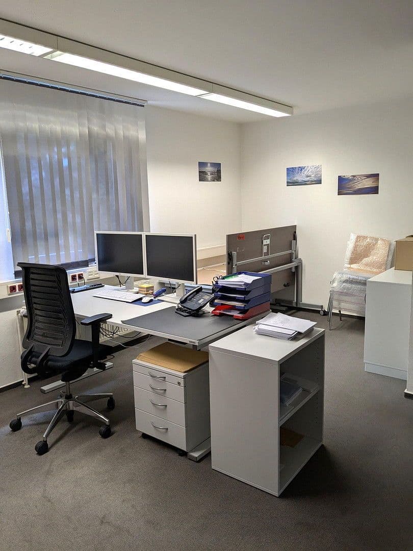 Prenájom kancelárie 510 m², Adersheimer Straße 17, Wolfenbüttel, Dolné Sasko Prenájom kancelárie 510 m², Adersheimer Straße 17, Wolfenbüttel, Dolné Sasko