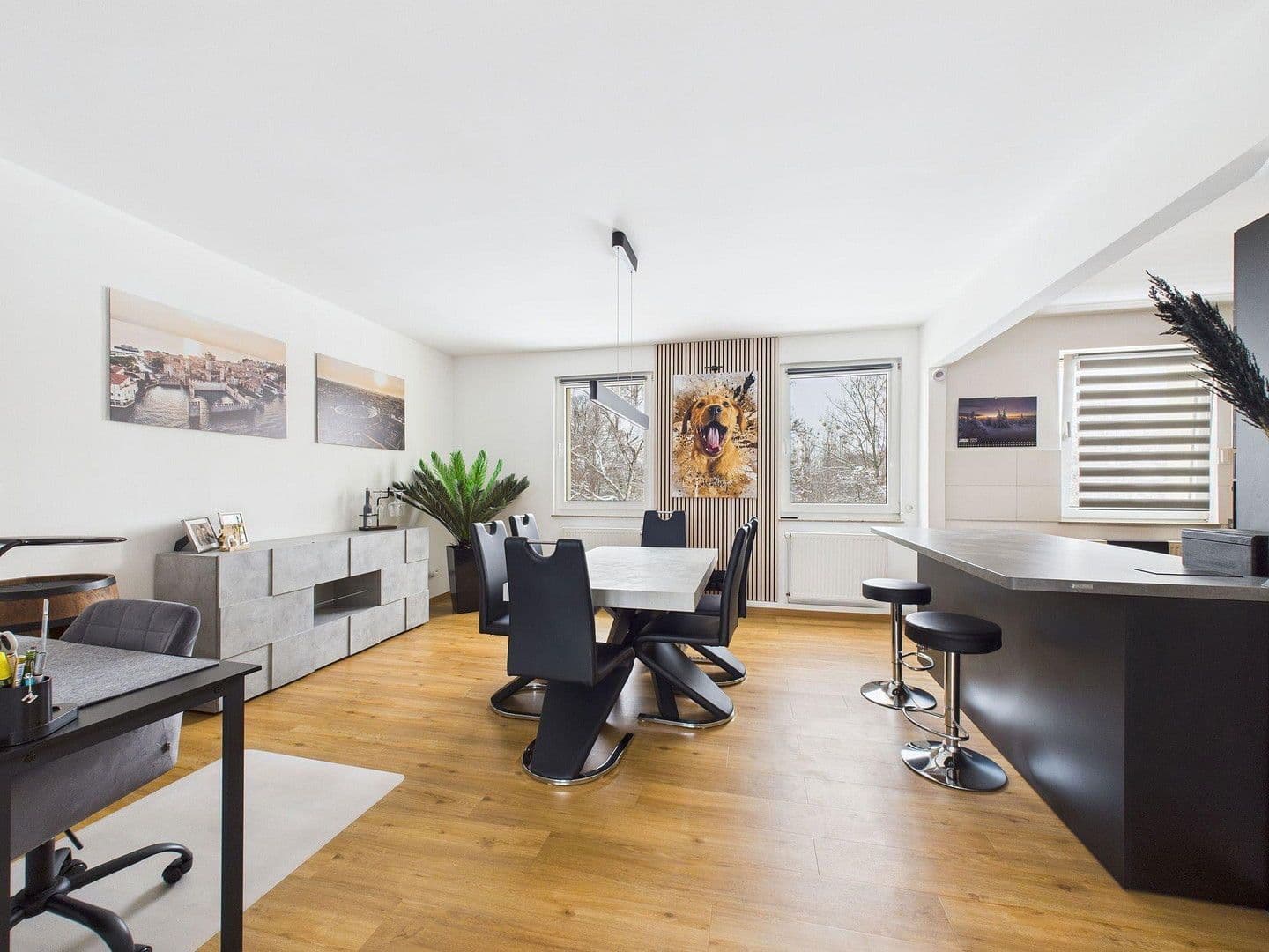 Prenájom bytu 3-izbový 85 m², Cochstedter Str. 32, Magdeburg, Sasko-Anhaltsko Prenájom bytu 3-izbový 85 m², Cochstedter Str. 32, Magdeburg, Sasko-Anhaltsko