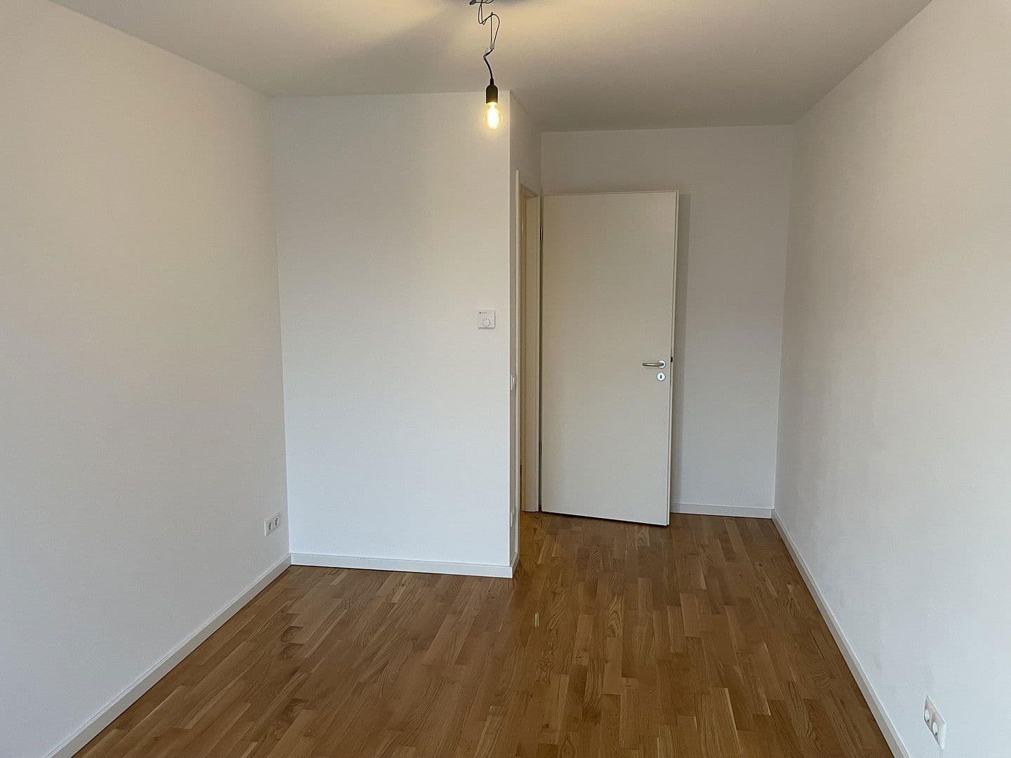 Prenájom domu 140 m², pozemek 400 m², Ottokar-Domma-Weg 9, Schöneiche bei Berlin, Brandenbursko Prenájom domu 140 m², pozemek 400 m², Ottokar-Domma-Weg 9, Schöneiche bei Berlin, Brandenbursko
