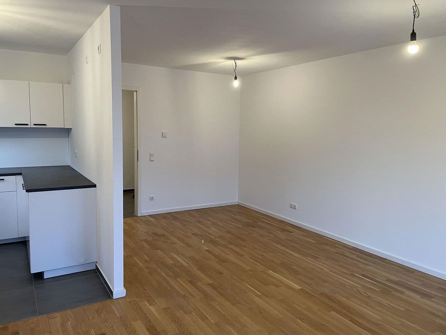 Prenájom domu 140 m², pozemek 400 m², Ottokar-Domma-Weg 9, Schöneiche bei Berlin, Brandenbursko Prenájom domu 140 m², pozemek 400 m², Ottokar-Domma-Weg 9, Schöneiche bei Berlin, Brandenbursko