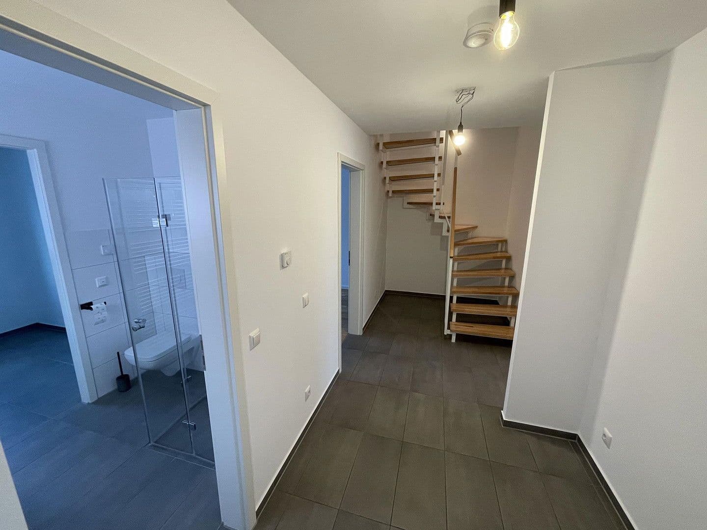 Prenájom domu 140 m², pozemek 400 m², Ottokar-Domma-Weg 9, Schöneiche bei Berlin, Brandenbursko Prenájom domu 140 m², pozemek 400 m², Ottokar-Domma-Weg 9, Schöneiche bei Berlin, Brandenbursko