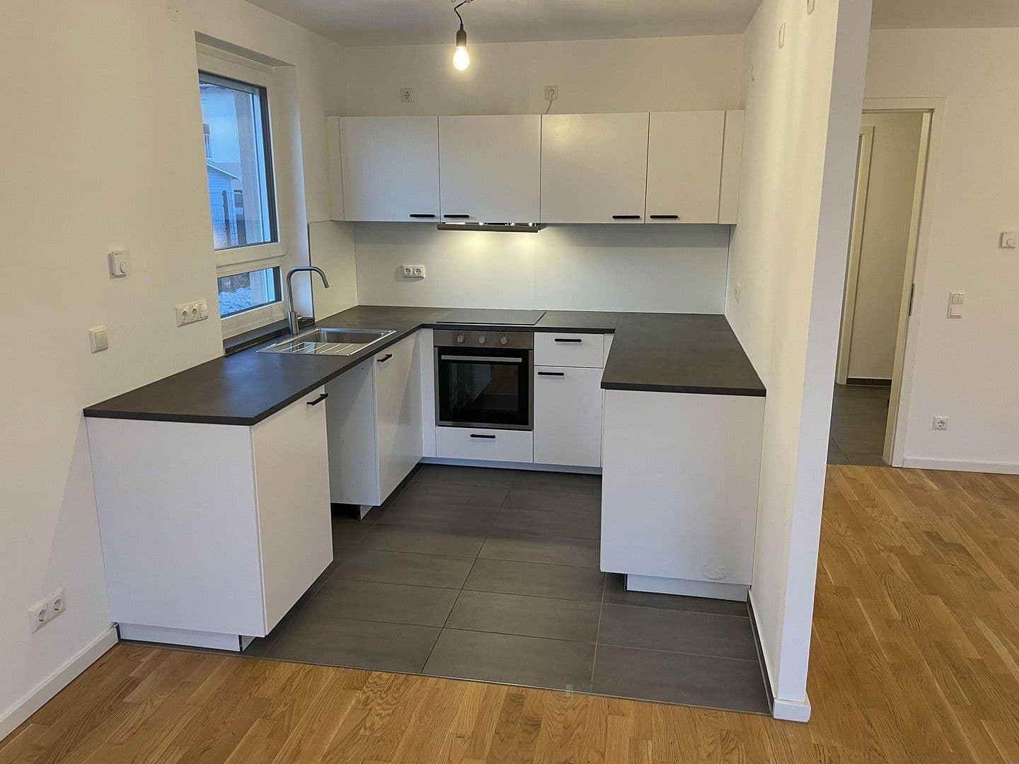 Prenájom domu 140 m², pozemek 400 m², Ottokar-Domma-Weg 9, Schöneiche bei Berlin, Brandenbursko Prenájom domu 140 m², pozemek 400 m², Ottokar-Domma-Weg 9, Schöneiche bei Berlin, Brandenbursko