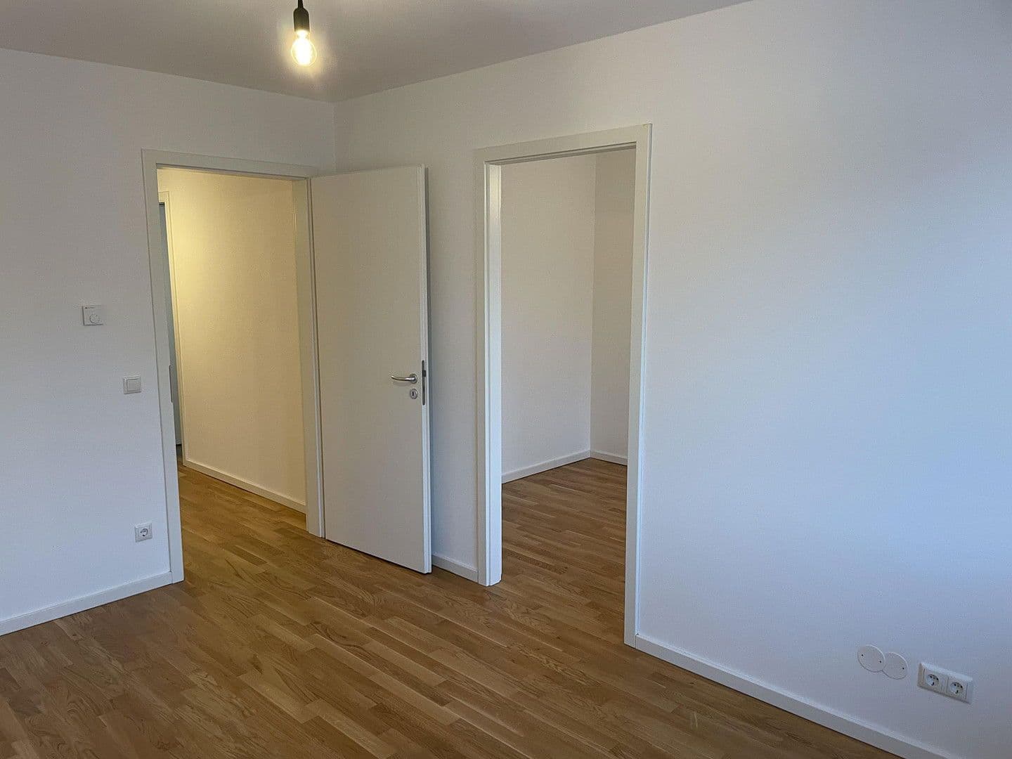 Prenájom domu 140 m², pozemek 400 m², Ottokar-Domma-Weg 9, Schöneiche bei Berlin, Brandenbursko Prenájom domu 140 m², pozemek 400 m², Ottokar-Domma-Weg 9, Schöneiche bei Berlin, Brandenbursko