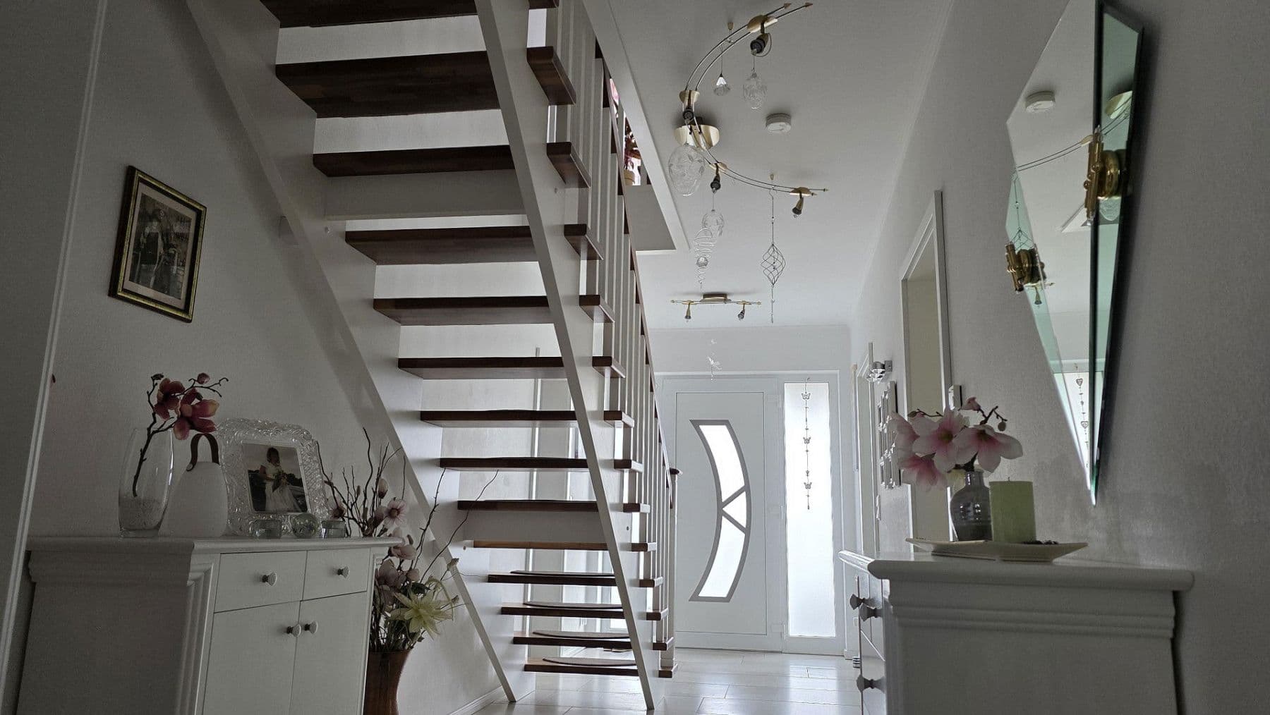 Predaj domu 265 m², pozemek 1.040 m², Riede, Dolné Sasko Predaj domu 265 m², pozemek 1.040 m², Riede, Dolné Sasko