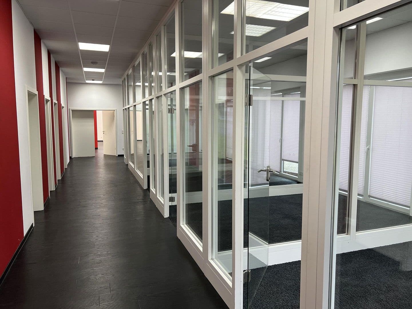 Prenájom kancelárie 218 m², Lübbecke, Severné Porýnie - Westfálsko Prenájom kancelárie 218 m², Lübbecke, Severné Porýnie - Westfálsko