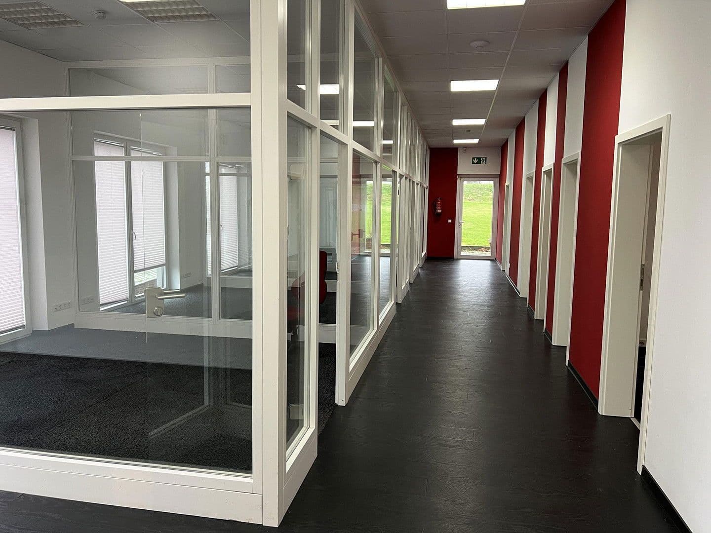 Prenájom kancelárie 218 m², Lübbecke, Severné Porýnie - Westfálsko Prenájom kancelárie 218 m², Lübbecke, Severné Porýnie - Westfálsko