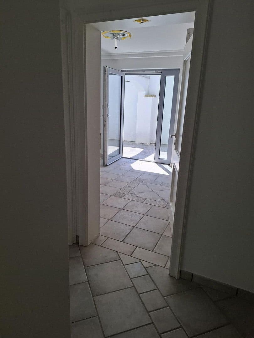 Prenájom bytu 2-izbový 75 m², Wimsheim, Bádensko-Wurttembersko Prenájom bytu 2-izbový 75 m², Wimsheim, Bádensko-Wurttembersko