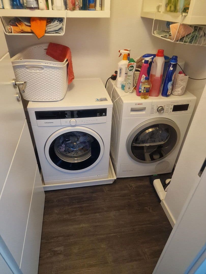 Predaj domu 233 m², pozemek 369 m², Andernach, Porýnie-Falcko Predaj domu 233 m², pozemek 369 m², Andernach, Porýnie-Falcko