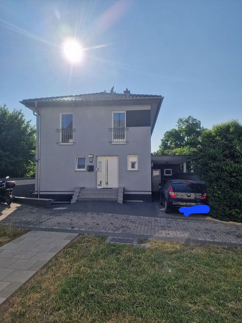 Predaj domu 233 m², pozemek 369 m², Andernach, Porýnie-Falcko Predaj domu 233 m², pozemek 369 m², Andernach, Porýnie-Falcko