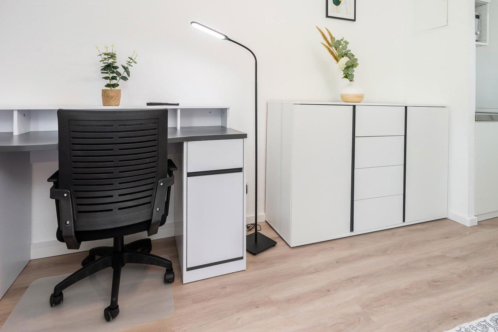 Prenájom bytu 1-izbový 18 m², Turmstr. 16, Aachen, Severné Porýnie - Westfálsko Prenájom bytu 1-izbový 18 m², Turmstr. 16, Aachen, Severné Porýnie - Westfálsko