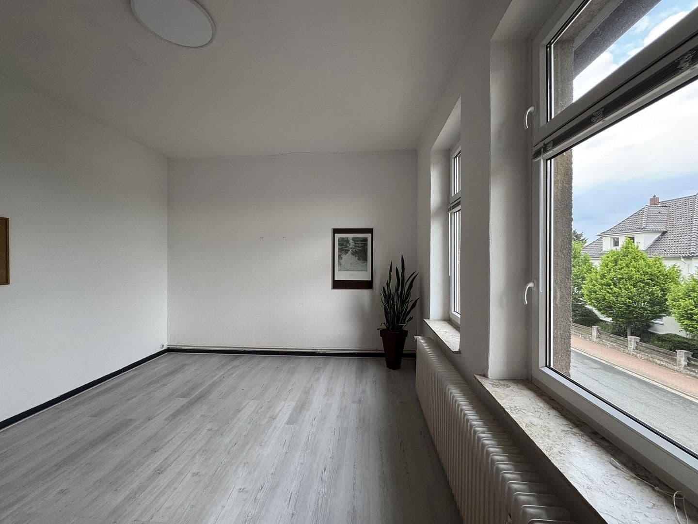 Predaj domu 300 m², pozemek 1.752 m², Ronnenberg, Dolné Sasko Predaj domu 300 m², pozemek 1.752 m², Ronnenberg, Dolné Sasko