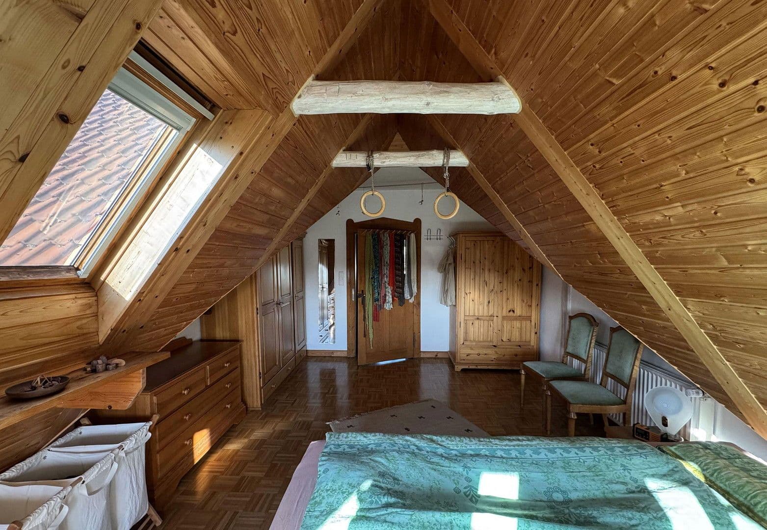 Predaj domu 300 m², pozemek 1.752 m², Ronnenberg, Dolné Sasko Predaj domu 300 m², pozemek 1.752 m², Ronnenberg, Dolné Sasko