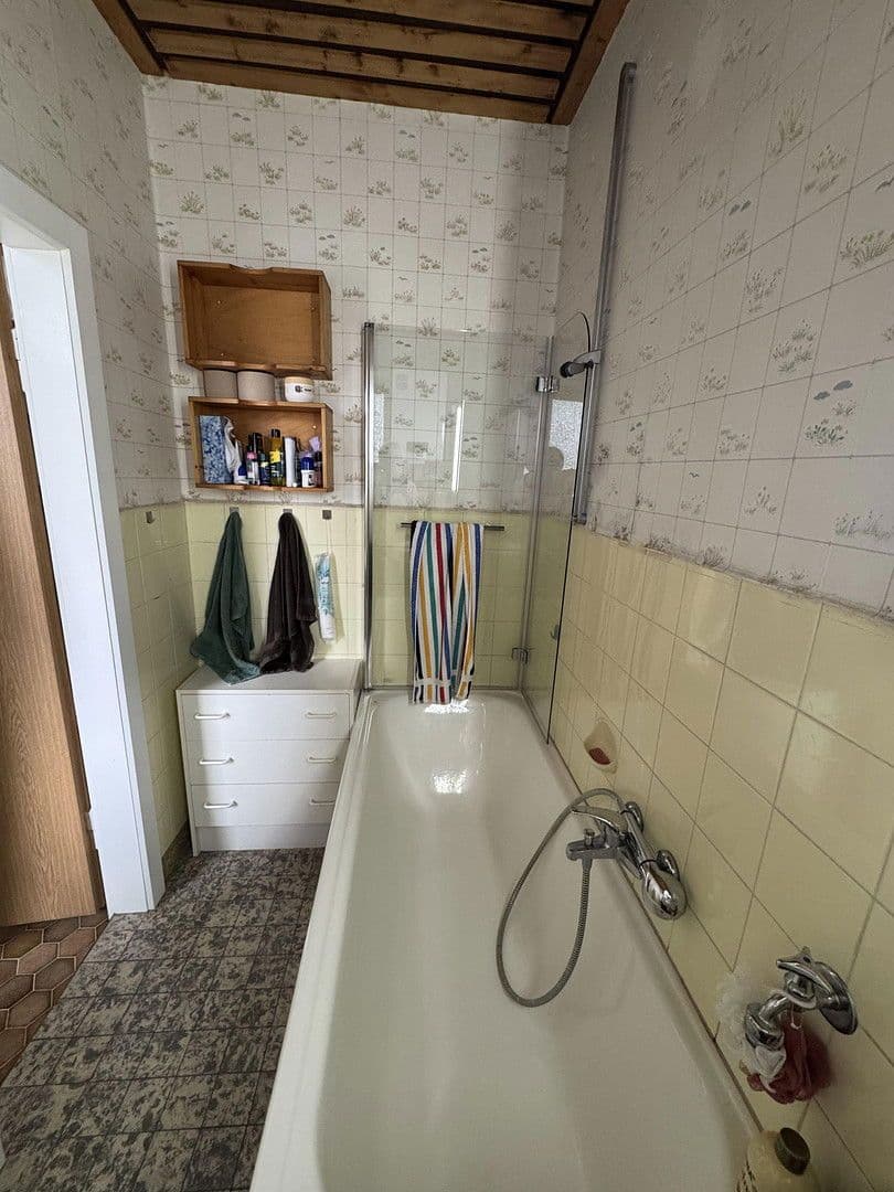 Predaj domu 300 m², pozemek 1.752 m², Ronnenberg, Dolné Sasko Predaj domu 300 m², pozemek 1.752 m², Ronnenberg, Dolné Sasko