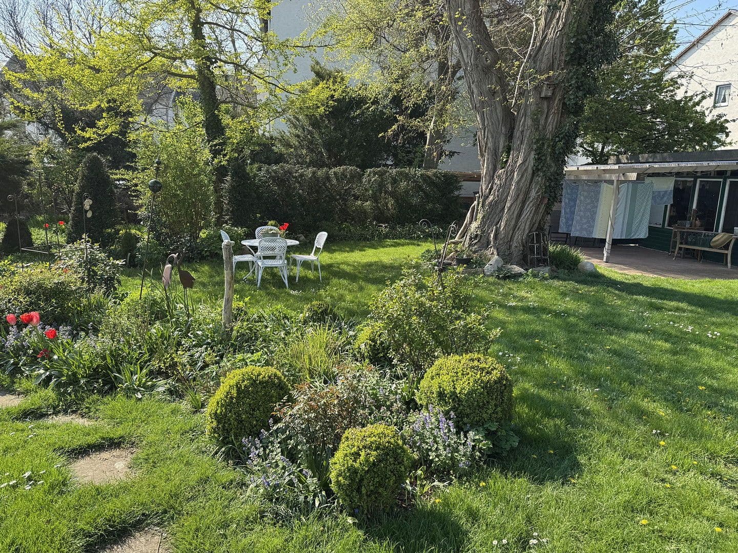 Predaj domu 300 m², pozemek 1.752 m², Ronnenberg, Dolné Sasko Predaj domu 300 m², pozemek 1.752 m², Ronnenberg, Dolné Sasko