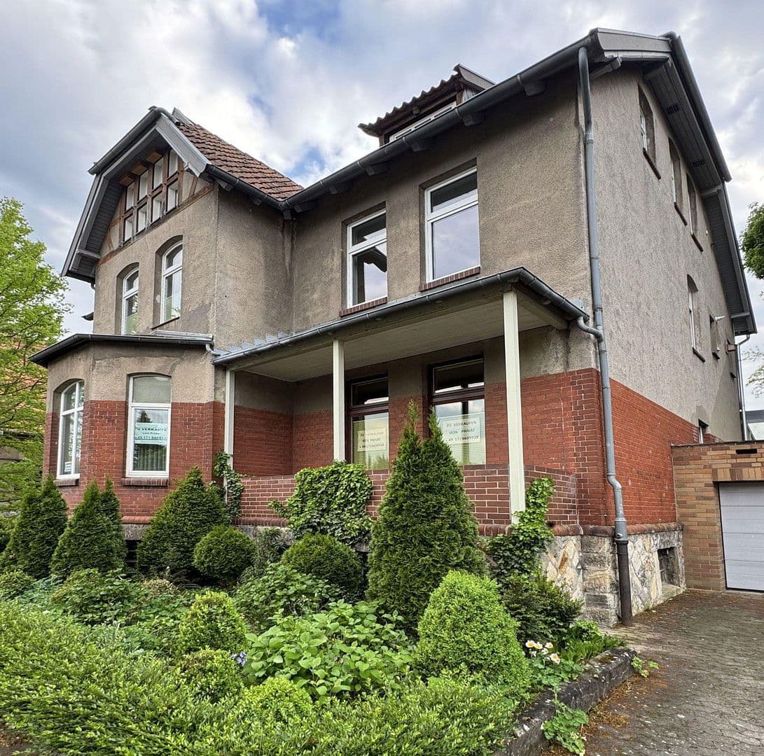 Predaj domu 300 m², pozemek 1.752 m², Ronnenberg, Dolné Sasko Predaj domu 300 m², pozemek 1.752 m², Ronnenberg, Dolné Sasko