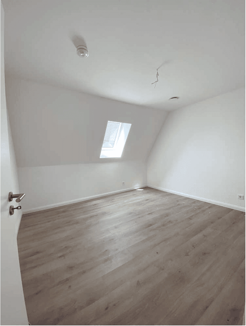 Predaj domu 137 m², pozemek 225 m², Meiendorfer Mühlenweg 122a, Hamburg, Hamburg Predaj domu 137 m², pozemek 225 m², Meiendorfer Mühlenweg 122a, Hamburg, Hamburg