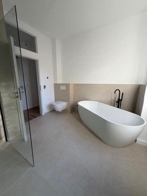 Predaj bytu 5-izbový 120 m², Am Silberberg, Mauer, Bádensko-Wurttembersko Predaj bytu 5-izbový 120 m², Am Silberberg, Mauer, Bádensko-Wurttembersko