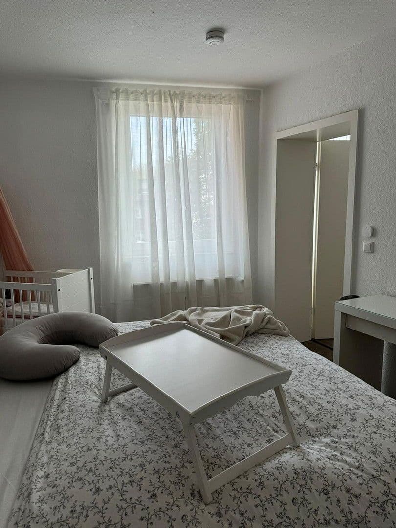 Prenájom bytu 3-izbový 77 m², Postweg 29, Oberhausen, Severné Porýnie - Westfálsko Prenájom bytu 3-izbový 77 m², Postweg 29, Oberhausen, Severné Porýnie - Westfálsko