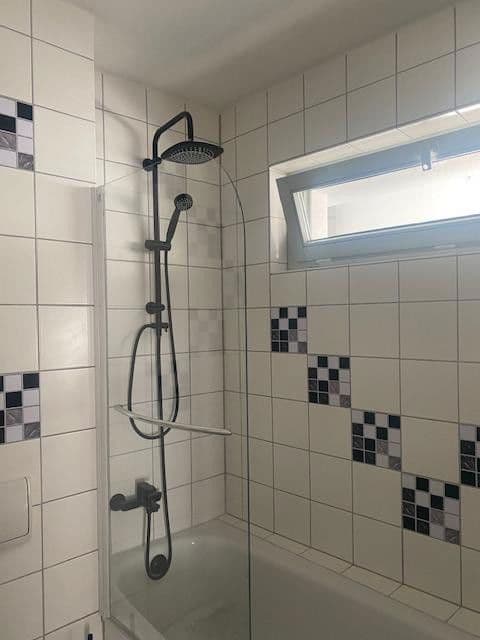 Prenájom bytu 2-izbový 54 m², Pfarrer-Perabo-Platz 6, Frankfurt, Hesensko Prenájom bytu 2-izbový 54 m², Pfarrer-Perabo-Platz 6, Frankfurt, Hesensko