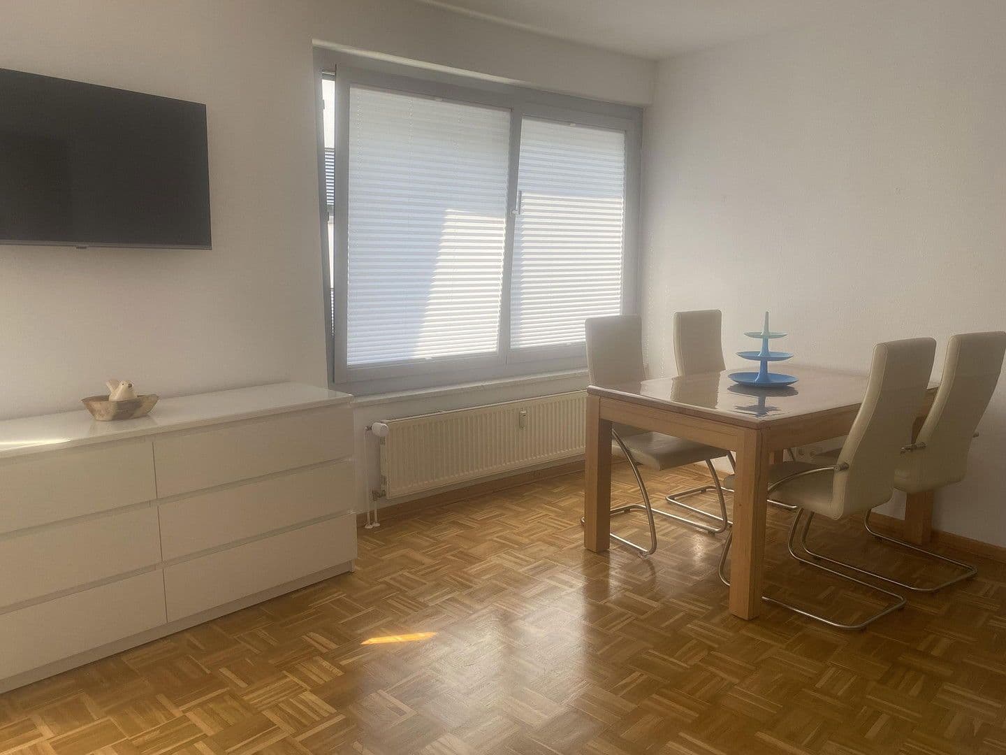 Prenájom bytu 2-izbový 54 m², Pfarrer-Perabo-Platz 6, Frankfurt, Hesensko Prenájom bytu 2-izbový 54 m², Pfarrer-Perabo-Platz 6, Frankfurt, Hesensko