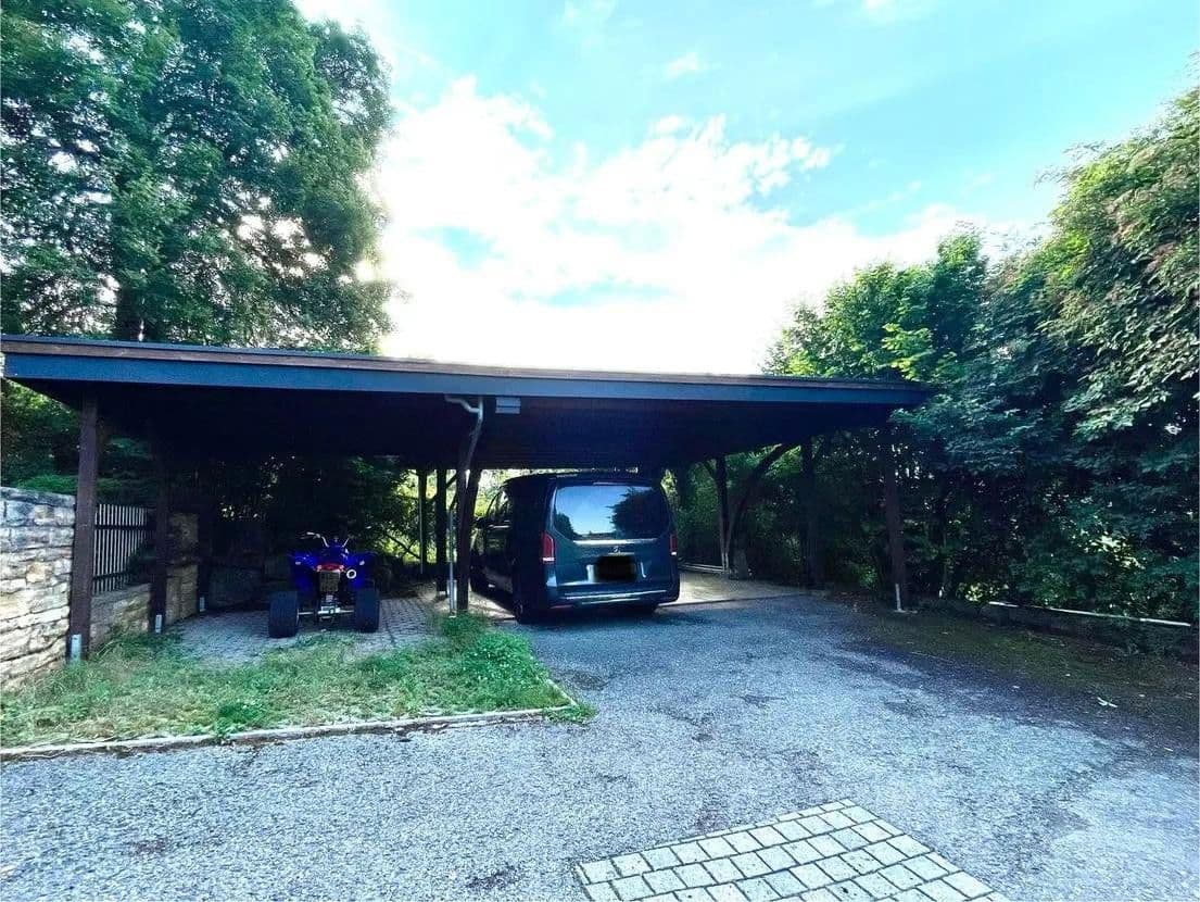 Prenájom domu 259 m², pozemek 1.800 m², Wimsheim, Bádensko-Wurttembersko Prenájom domu 259 m², pozemek 1.800 m², Wimsheim, Bádensko-Wurttembersko