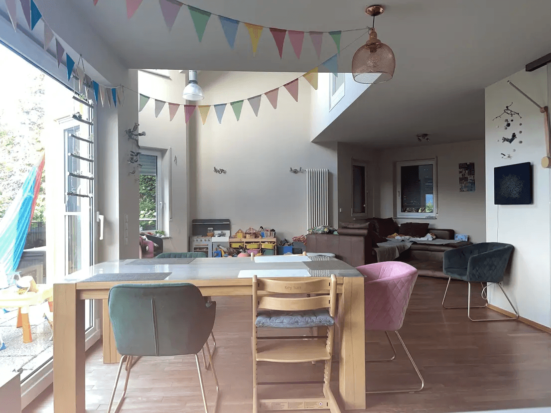 Prenájom domu 259 m², pozemek 1.800 m², Wimsheim, Bádensko-Wurttembersko Prenájom domu 259 m², pozemek 1.800 m², Wimsheim, Bádensko-Wurttembersko