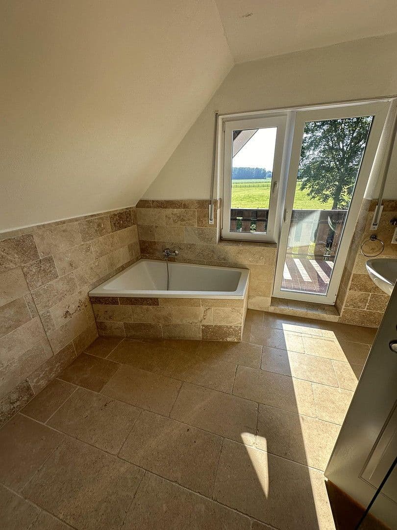 Prenájom bytu 6-izbový 150 m², Fürstengrund 18, Nordwalde, Severné Porýnie - Westfálsko Prenájom bytu 6-izbový 150 m², Fürstengrund 18, Nordwalde, Severné Porýnie - Westfálsko