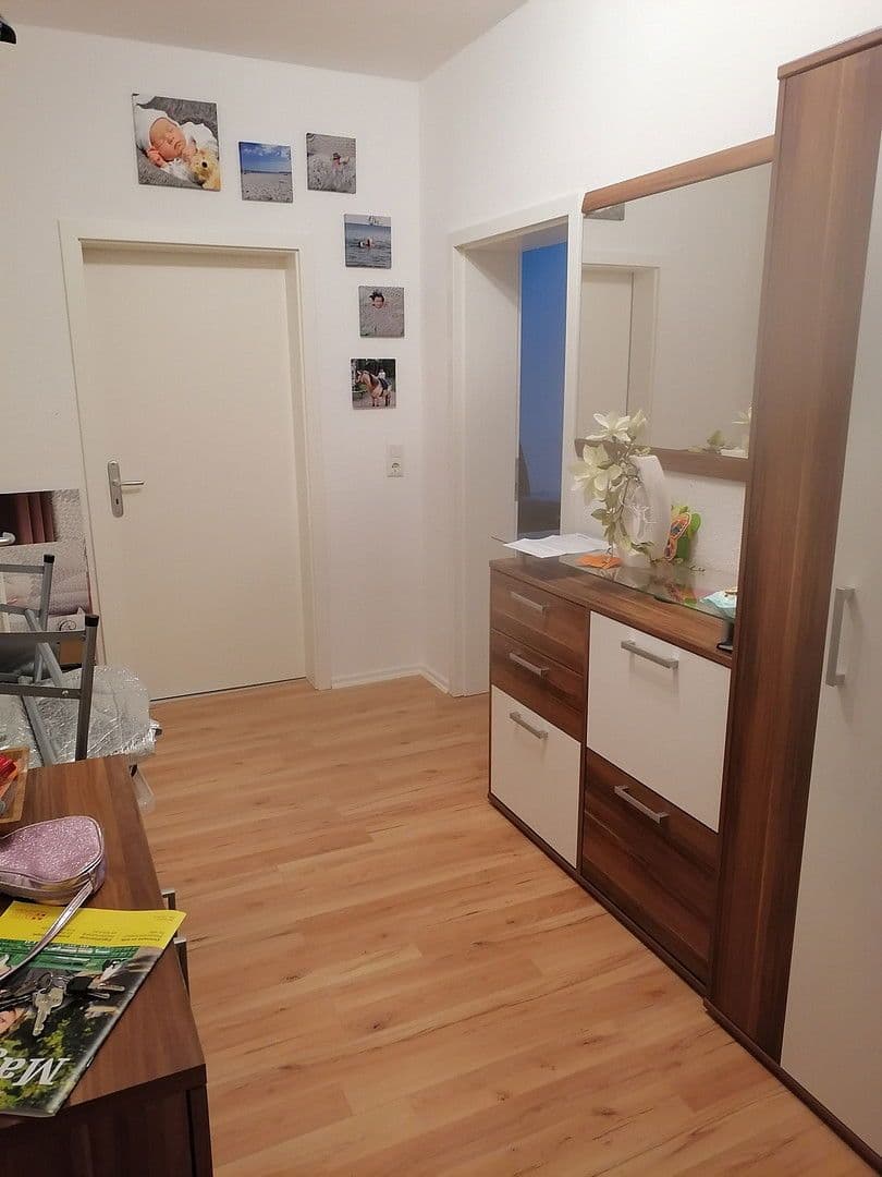 Prenájom bytu 3-izbový 68 m², Kaimberger Straße 12, Gera, Durínsko Prenájom bytu 3-izbový 68 m², Kaimberger Straße 12, Gera, Durínsko