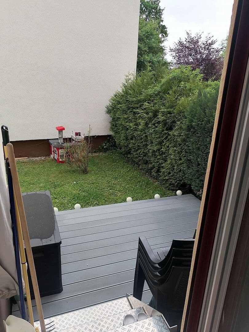 Prenájom bytu 3-izbový 68 m², Kaimberger Straße 12, Gera, Durínsko Prenájom bytu 3-izbový 68 m², Kaimberger Straße 12, Gera, Durínsko